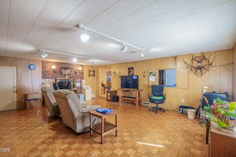Tiny photo for 416 W Stewart Avenue, Medford, OR 97501 (MLS # 220227413)