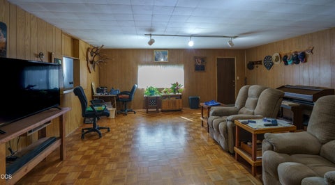 Tiny photo for 416 W Stewart Avenue, Medford, OR 97501 (MLS # 220227413)