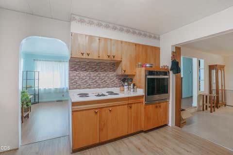 Tiny photo for 416 W Stewart Avenue, Medford, OR 97501 (MLS # 220227413)