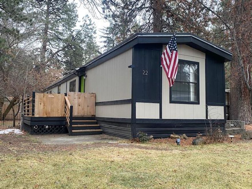 Cute and cozy home tucked away on a quiet street in Romaine Village. This 2 Bedroom, 2 Bathroom home is not far from the Old Mill, Deschutes River, endless trails and so much more! This home was upgraded with new subfloor insulation and roof insulation along with a new rubber roof in 2020. New Luxury vinyl flooring and paint in 2021. The sale is the home only. Land not included. Monthly space rent of $925.75 includes water, sewer, garbage, yard debris pick up and use of pool and rec center.