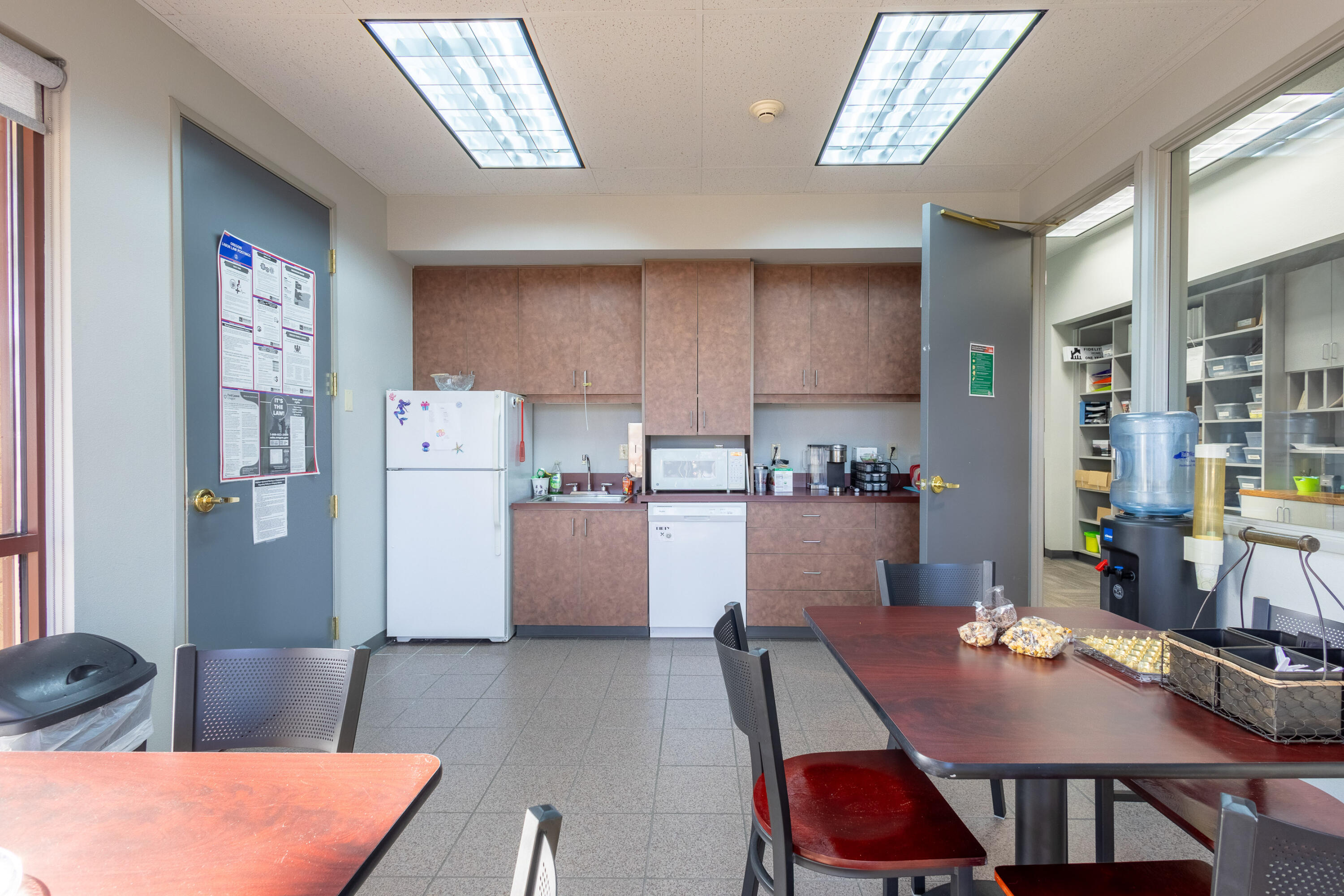 CLAR - Commercial Sale