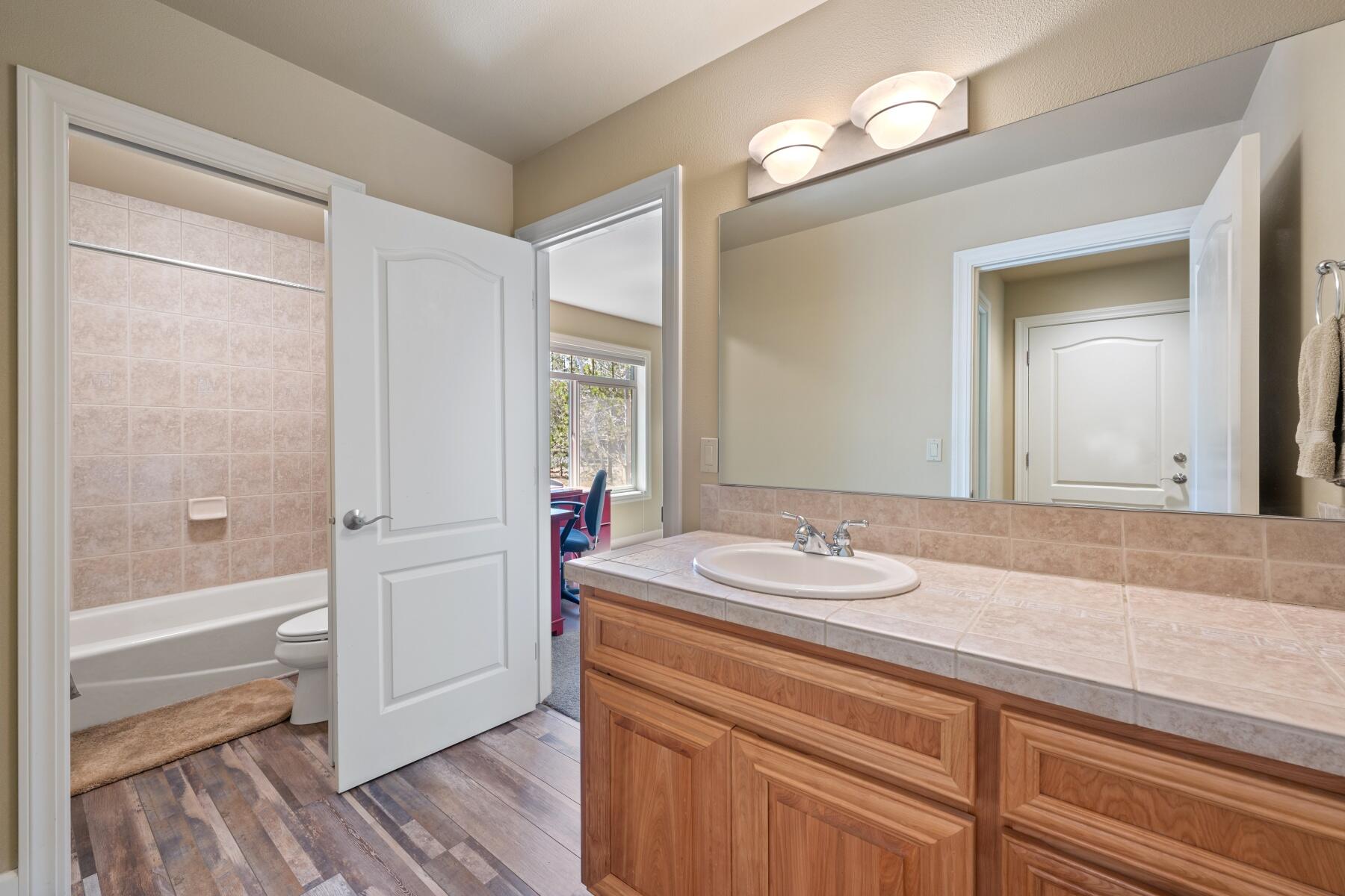 Awbrey Glen - Residential