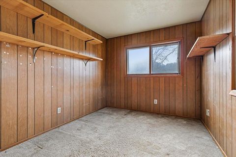 Tiny photo for 507 Jackpine Drive, Grants Pass, OR 97526 (MLS # 220217619)