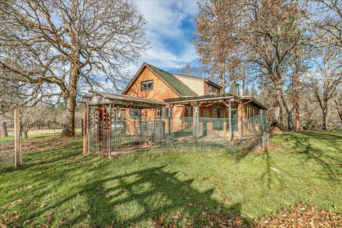 Tiny photo for 507 Jackpine Drive, Grants Pass, OR 97526 (MLS # 220217619)