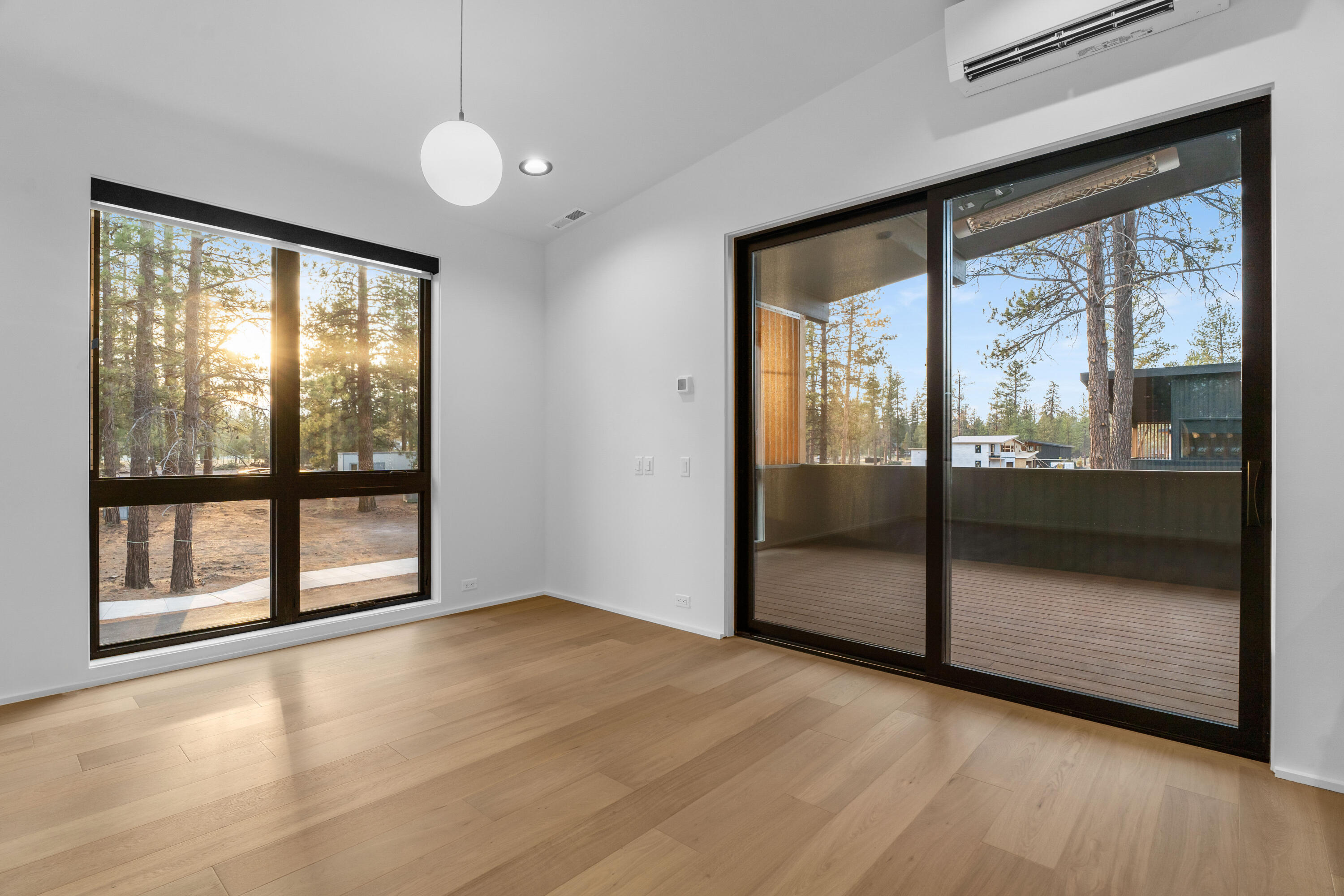 Sisters Woodlands - Residential