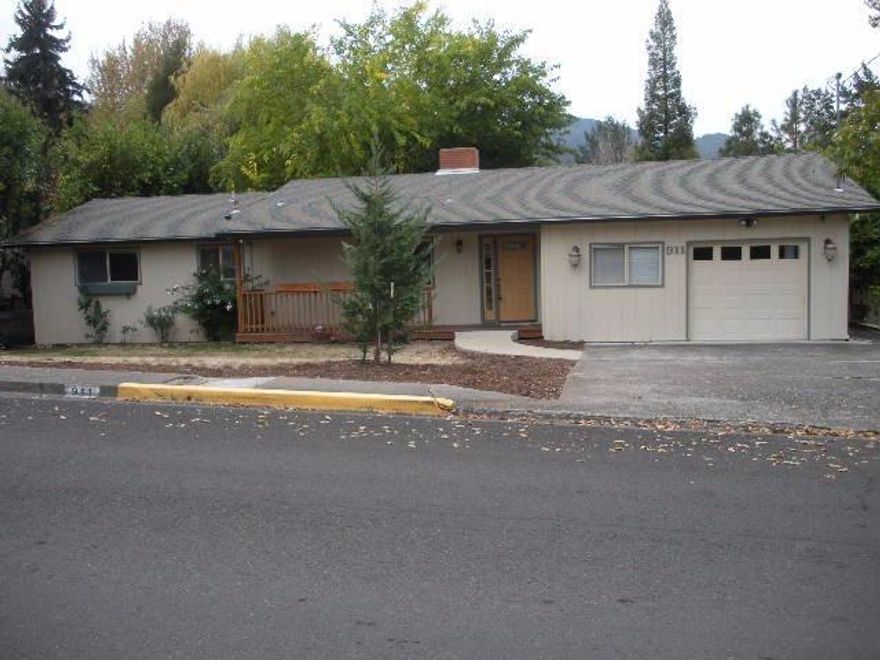 This is a Fannie Mae homepath property. Gorgeous home in well established Ashland neighborhood, 5 minutes from Southern Oregon University. Has all new interior paint & carpet. Large living area with cozy fireplace. Good size bedrooms. Huge laundry room. Kitchen is amazing, large island, maple cabinets, some appliances. Backyard is fenced in, has nice deck. This is an absolute must tour!