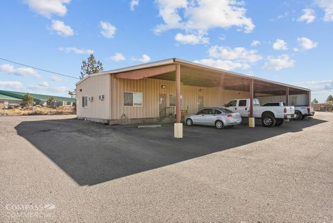 498 SW Veterans Way Redmond OR 97756