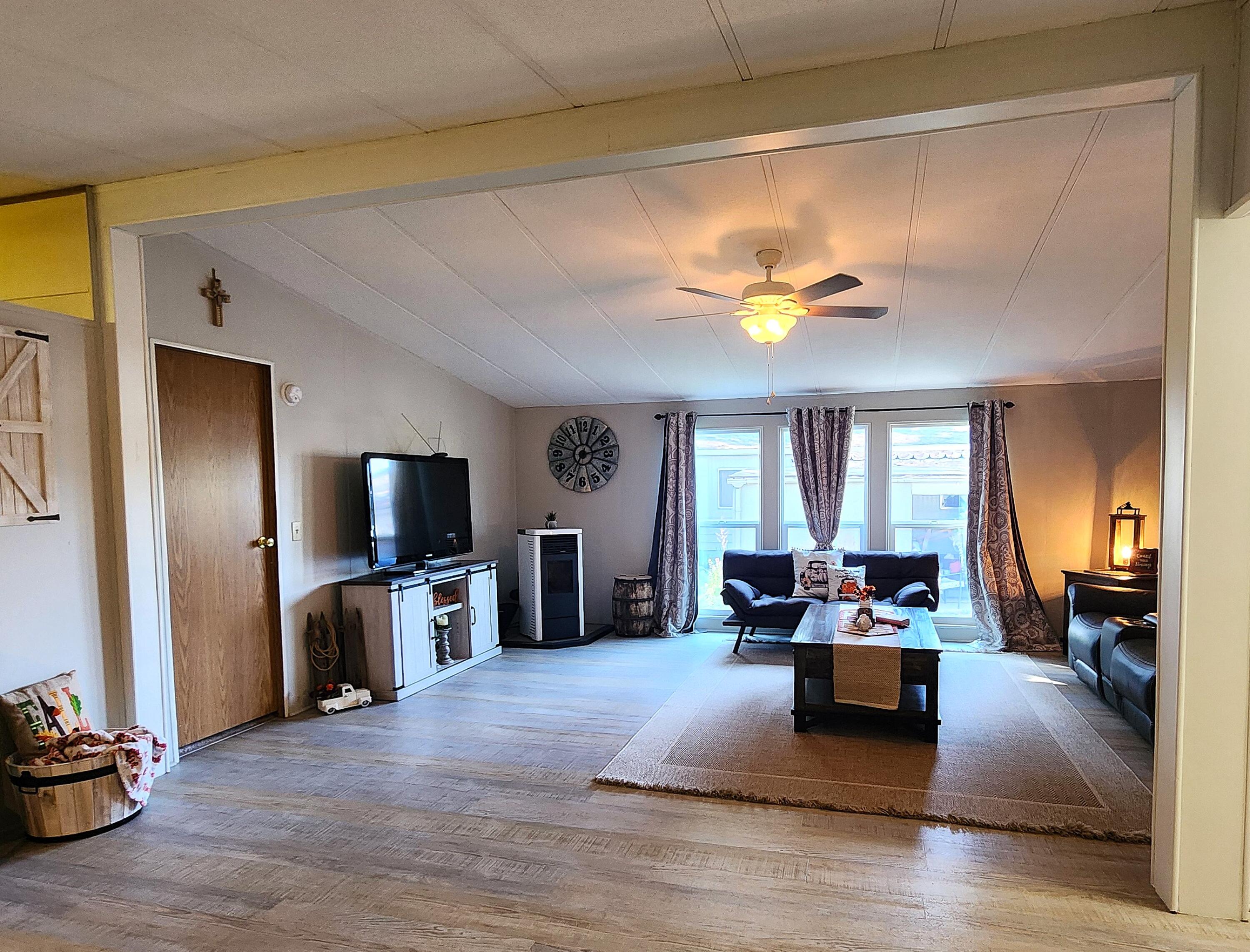 Terrace Mobile Plaza - Residential