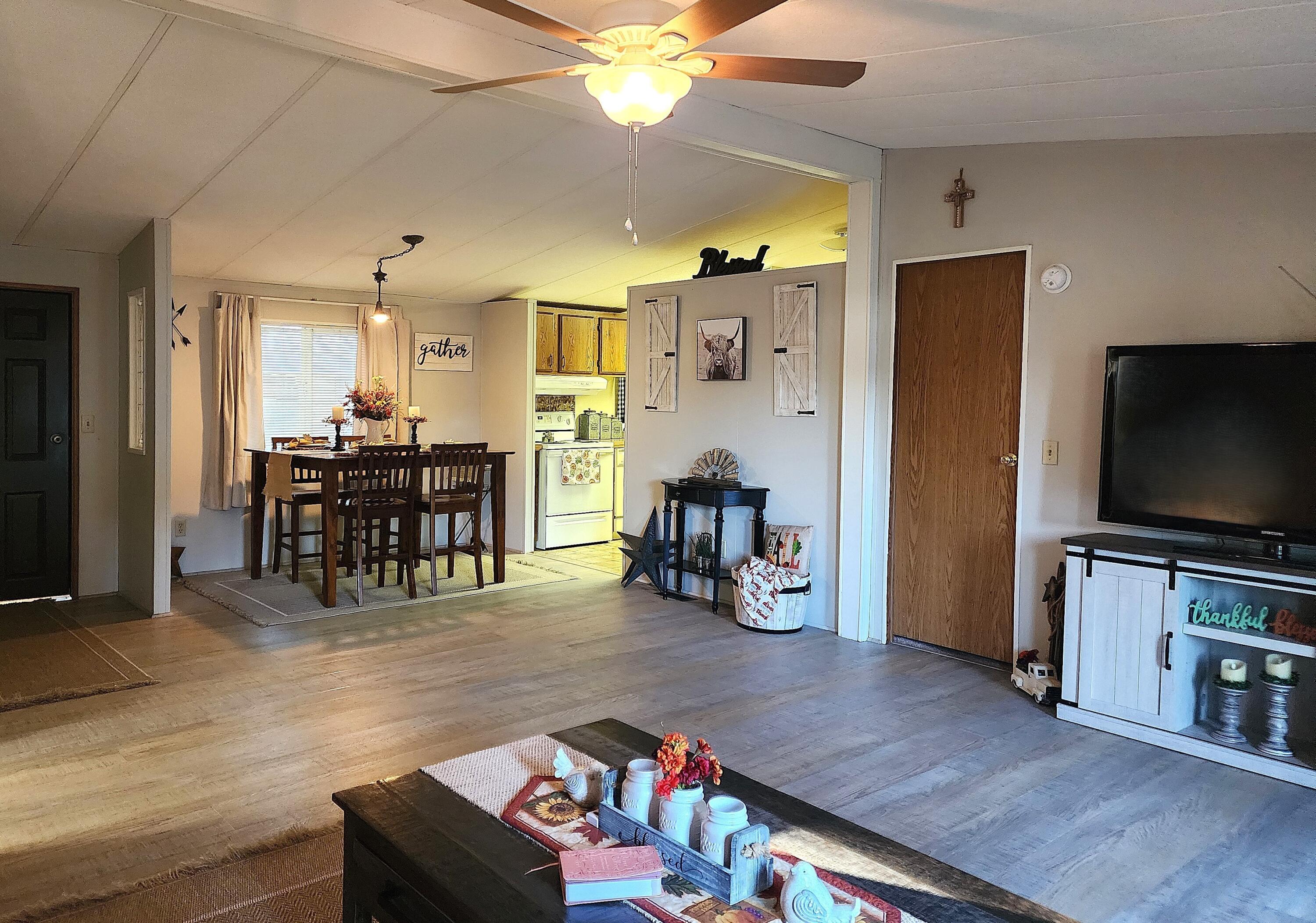 Terrace Mobile Plaza - Residential