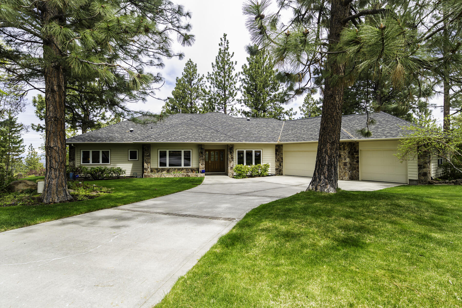 Awbrey Butte - Residential