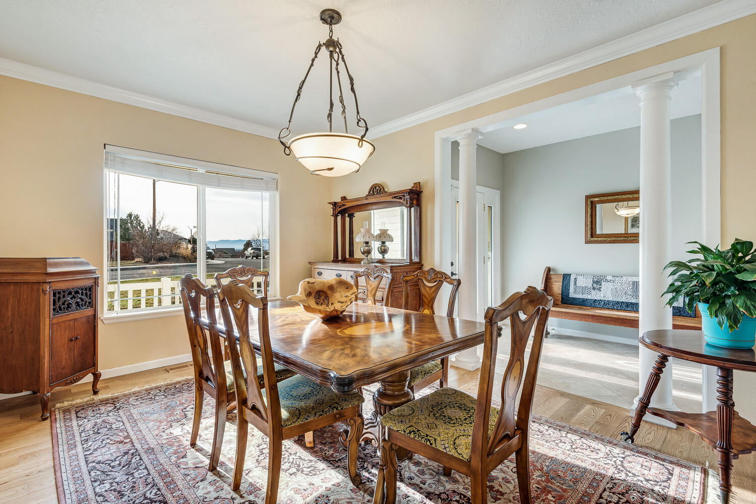 3476 SW 35th Place