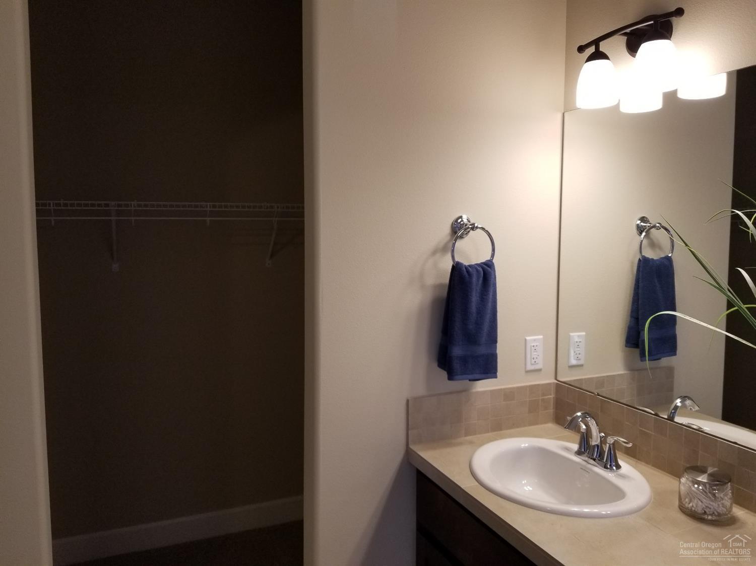 Oakview - Residential