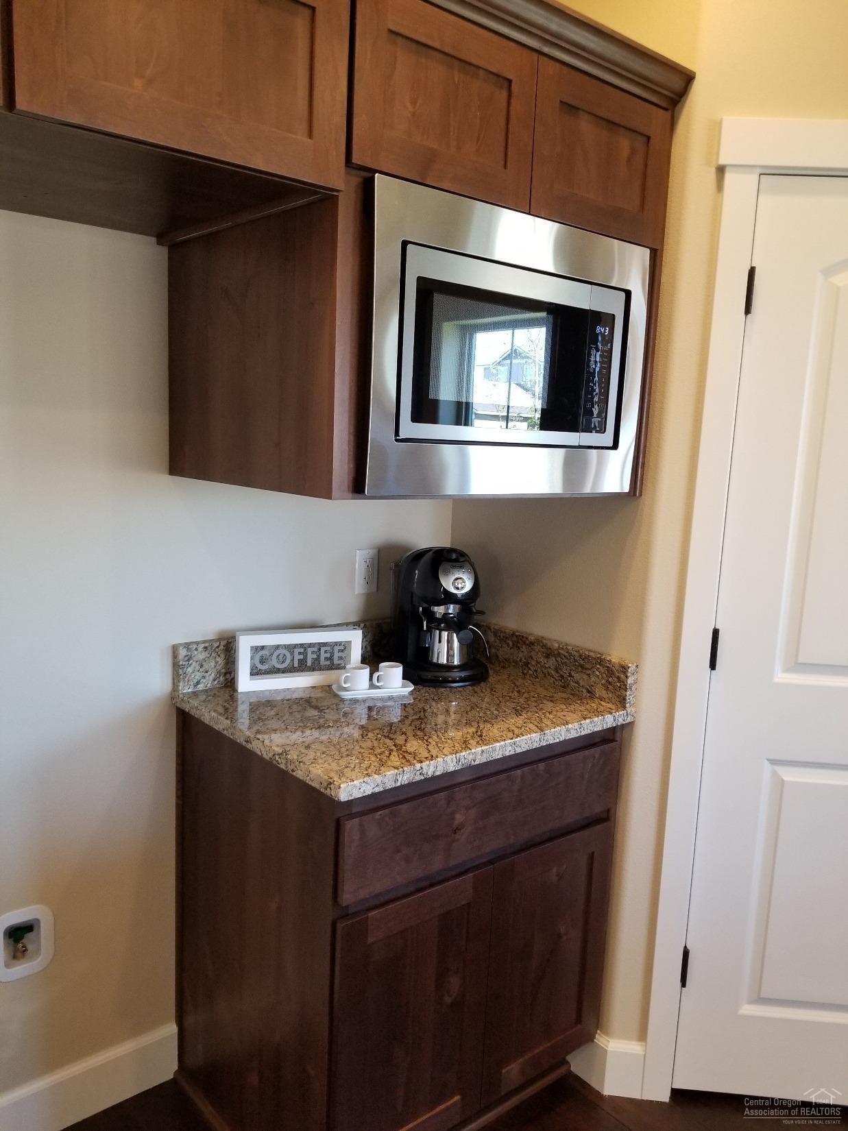 Oakview - Residential