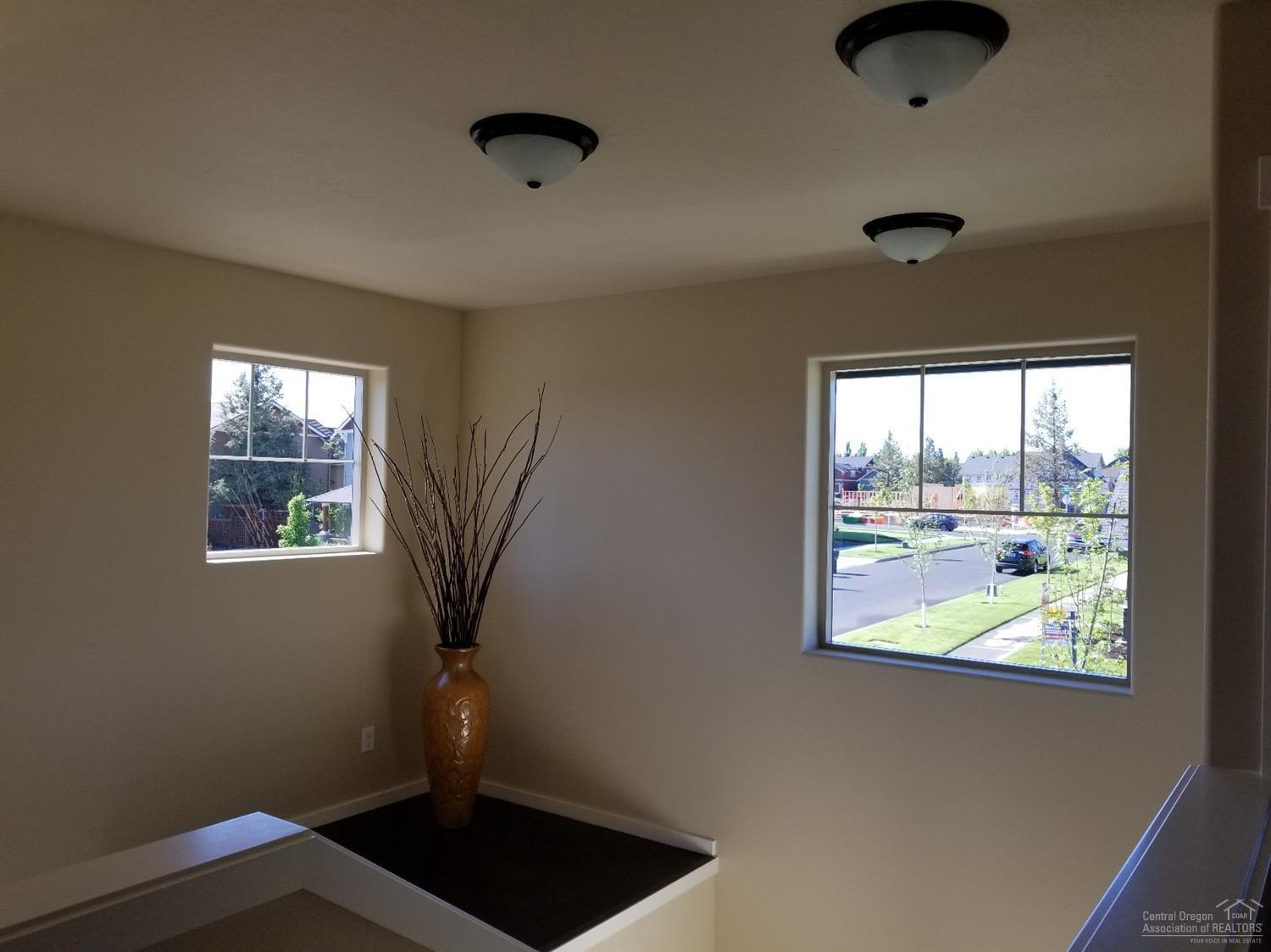 Oakview - Residential