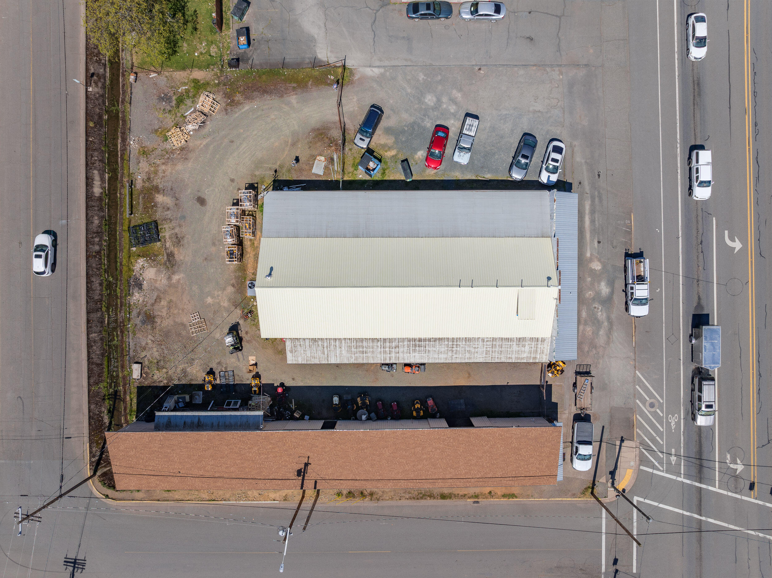 Cave Junction - Commercial Sale