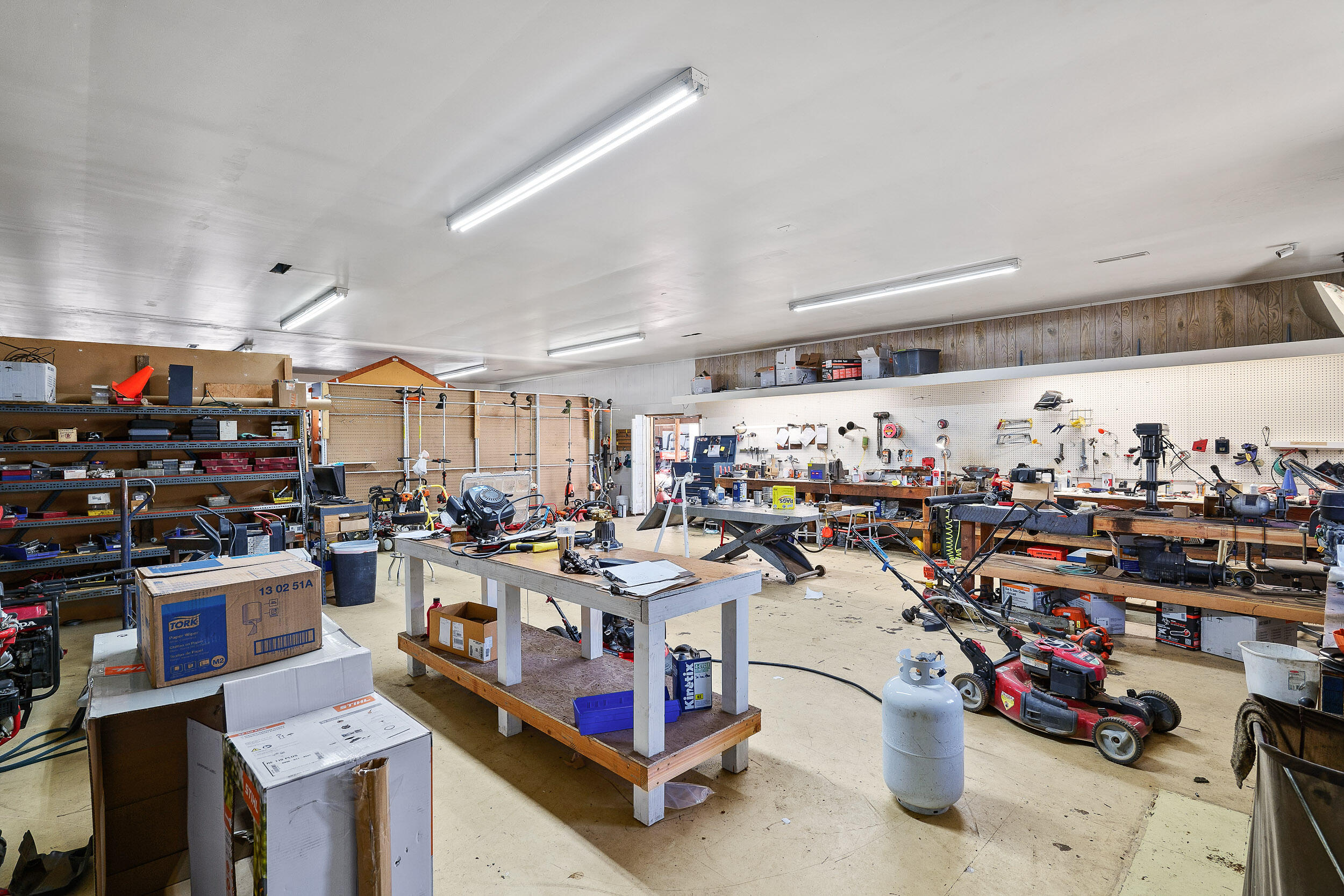 Cave Junction - Commercial Sale