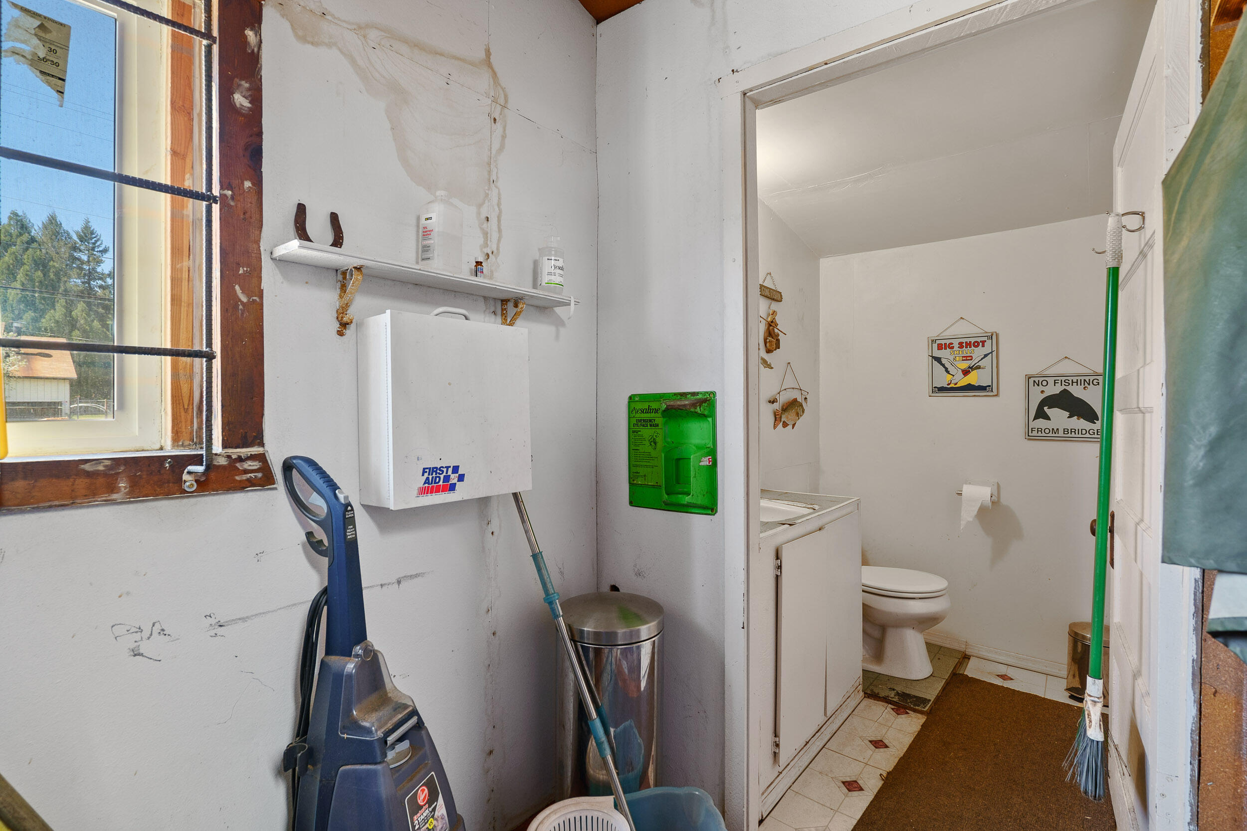 Cave Junction - Commercial Sale