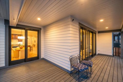 Tiny photo for 62637 Mt Hood Drive, Bend, OR 97703 (MLS # 220214982)