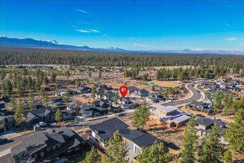 Tiny photo for 62637 Mt Hood Drive, Bend, OR 97703 (MLS # 220214982)