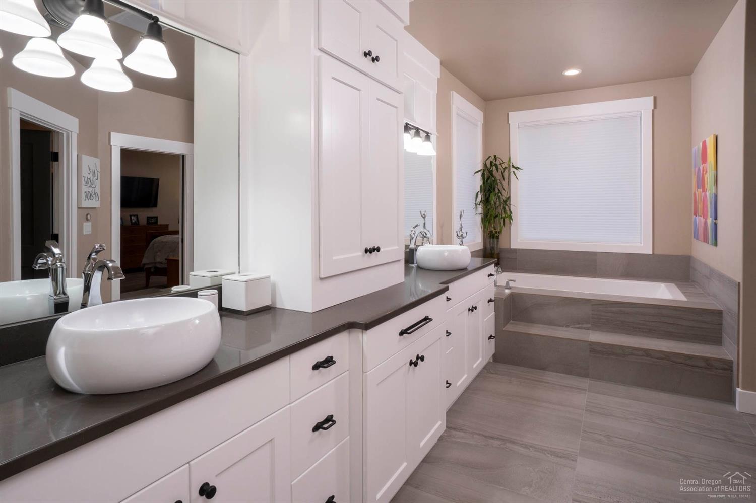 Awbrey Butte - Residential