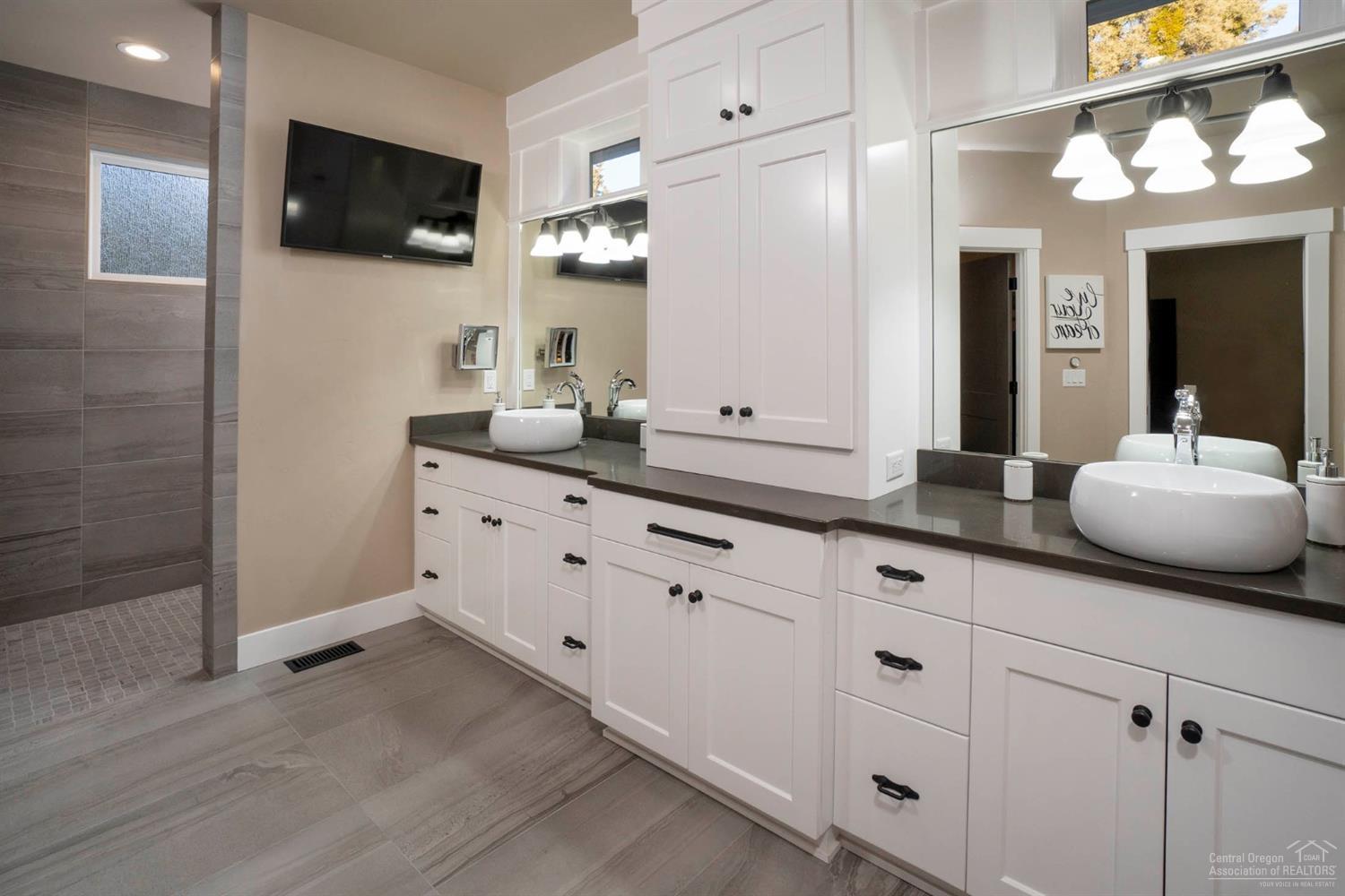 Awbrey Butte - Residential