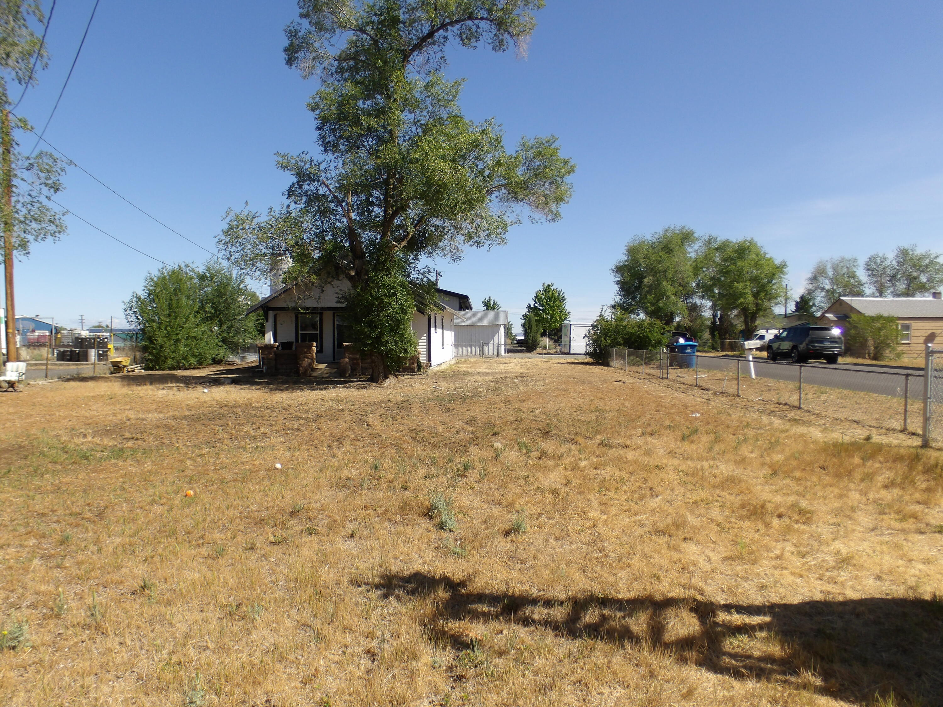 411 SE Evergreen Avenue