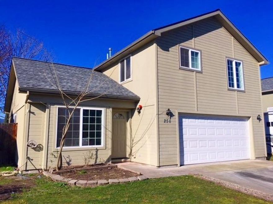 Great 4 bedroom, 2.5 bath home for ONLY $269,900! There is an open living room with vaulted ceilings as well as a separate den with a sliding glass door that leads out to the fenced back yard area. It's conveniently located next to Howard Elementary and within close proximity to many shops and restaurants. This home is an excellent value for an investor or an owner occupant!