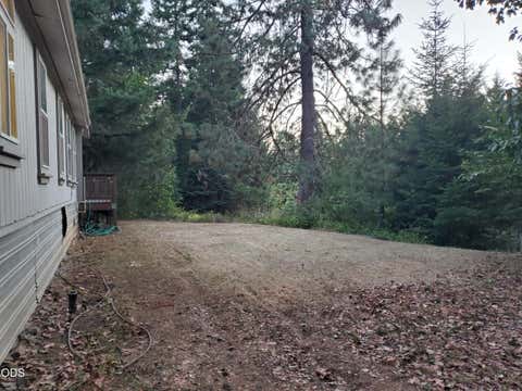 Tiny photo for 862 Autumn Lane, Glendale, OR 97442 (MLS # 220227053)