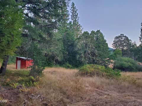 Tiny photo for 862 Autumn Lane, Glendale, OR 97442 (MLS # 220227053)