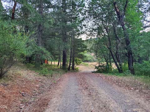 Tiny photo for 862 Autumn Lane, Glendale, OR 97442 (MLS # 220227053)