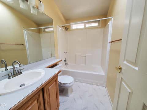 Tiny photo for 862 Autumn Lane, Glendale, OR 97442 (MLS # 220227053)