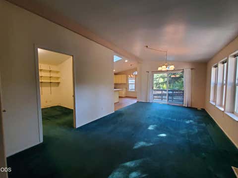 Tiny photo for 862 Autumn Lane, Glendale, OR 97442 (MLS # 220227053)