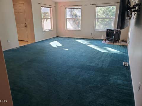 Tiny photo for 862 Autumn Lane, Glendale, OR 97442 (MLS # 220227053)