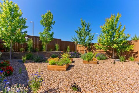 Tiny photo for 3859 NE Oakside Loop, Bend, OR 97701 (MLS # 220214916)