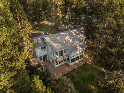 Tiny photo for 55625 Big River Drive, Bend, OR 97707 (MLS # 220214883)