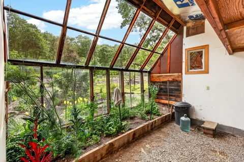 Tiny photo for 4343 Pioneer Road, Medford, OR 97501 (MLS # 220221297)