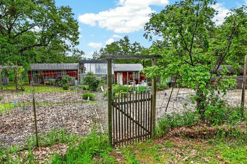 Tiny photo for 4343 Pioneer Road, Medford, OR 97501 (MLS # 220221297)