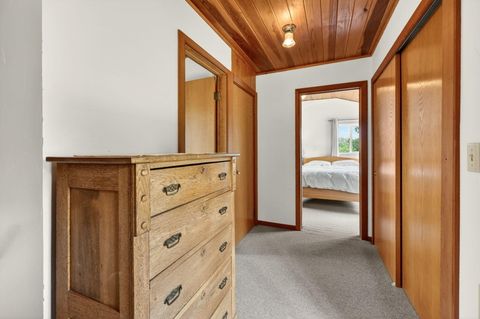 Tiny photo for 4343 Pioneer Road, Medford, OR 97501 (MLS # 220221297)