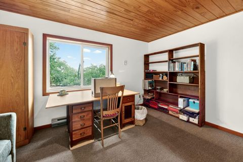 Tiny photo for 4343 Pioneer Road, Medford, OR 97501 (MLS # 220221297)