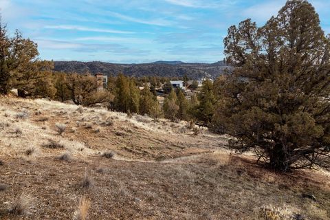 Tiny photo for TL 1700 SE Vista Loop, Prineville, OR 97754 (MLS # 220213171)