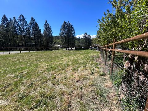 Tiny photo for 4235 Highland Avenue, Grants Pass, OR 97526 (MLS # 220220220)