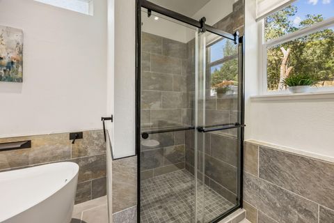 Tiny photo for 4235 Highland Avenue, Grants Pass, OR 97526 (MLS # 220220220)