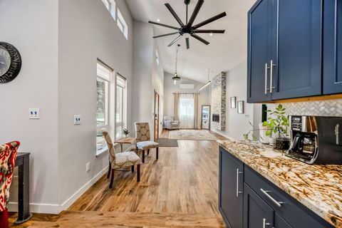 Tiny photo for 4235 Highland Avenue, Grants Pass, OR 97526 (MLS # 220220220)