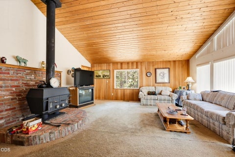 Tiny photo for 690 Thornbrook Drive, Merlin, OR 97532 (MLS # 220226635)