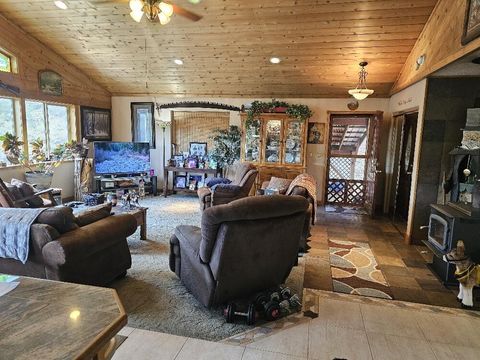 Tiny photo for 12261 Overland Drive, Klamath Falls, OR 97603 (MLS # 220221188)