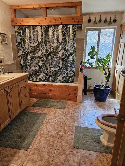 Tiny photo for 12261 Overland Drive, Klamath Falls, OR 97603 (MLS # 220221188)