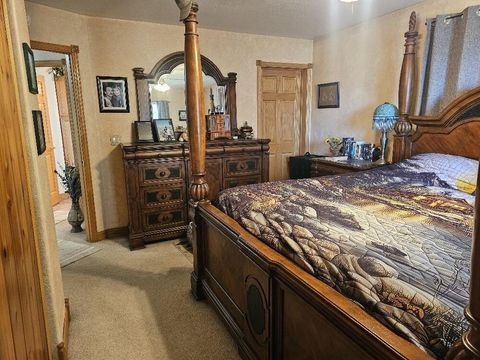 Tiny photo for 12261 Overland Drive, Klamath Falls, OR 97603 (MLS # 220221188)