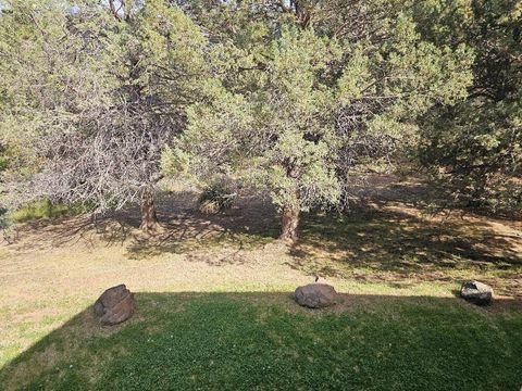 Tiny photo for 12261 Overland Drive, Klamath Falls, OR 97603 (MLS # 220221188)