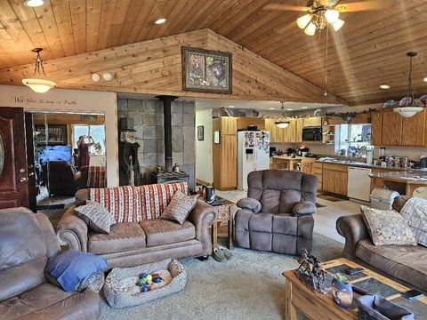 Tiny photo for 12261 Overland Drive, Klamath Falls, OR 97603 (MLS # 220221188)