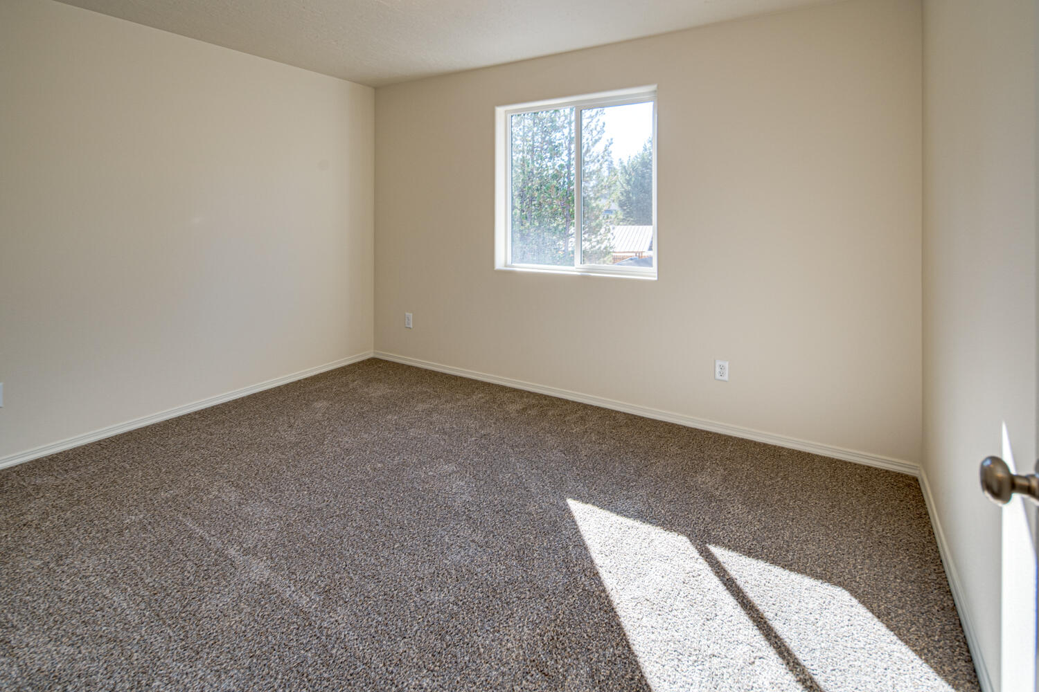 Pine Landing - Residential